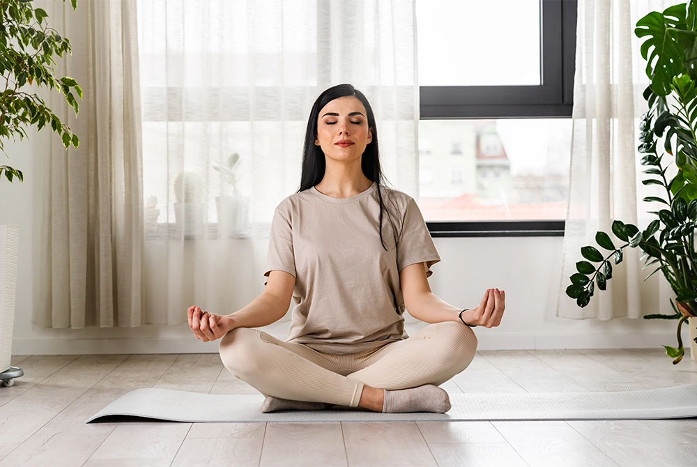 women doing meditation therapy